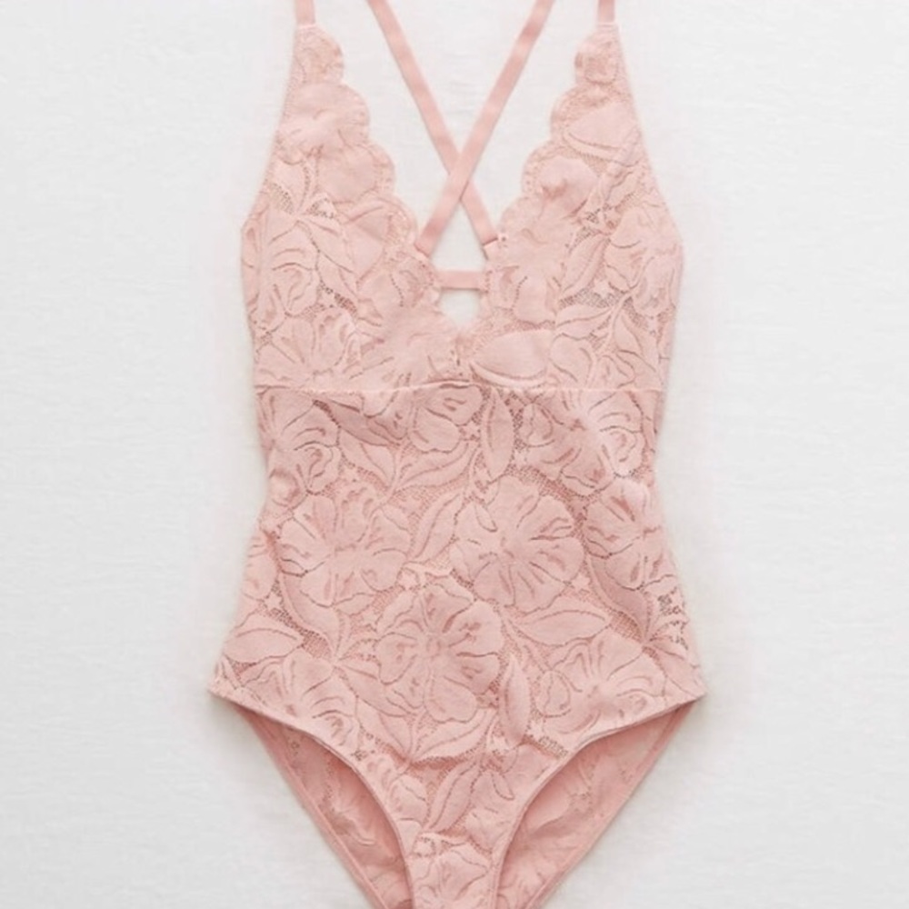 American eagle outfitters Arie pink lace bodysuit